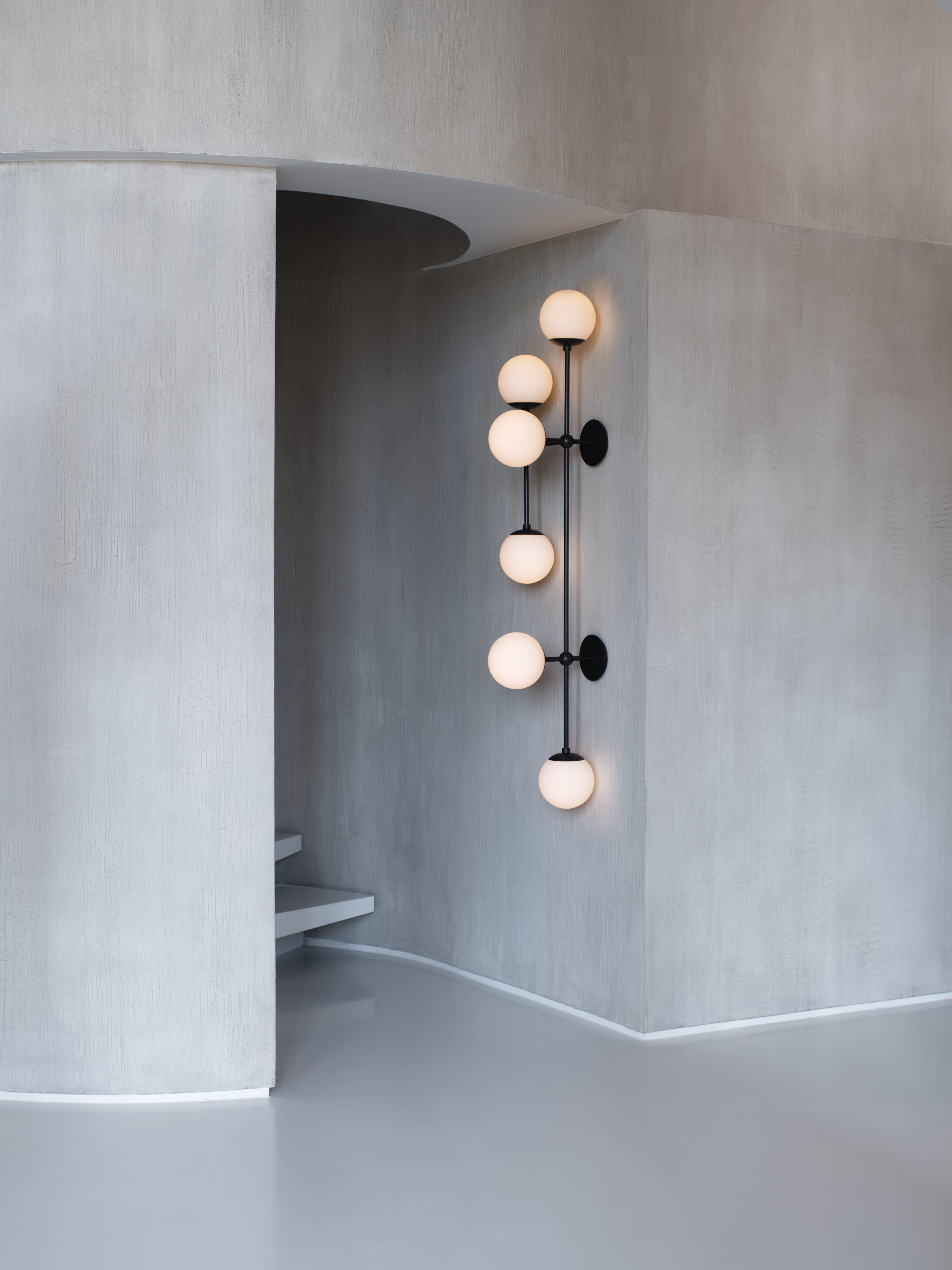 Schwung Armstrong Globe Wall/Ceiling Light 10 Lights